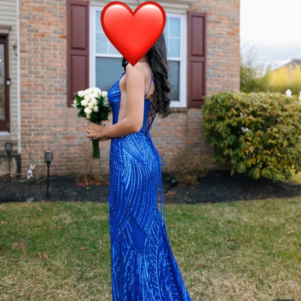 Prom Dress - Picture 2 of 3